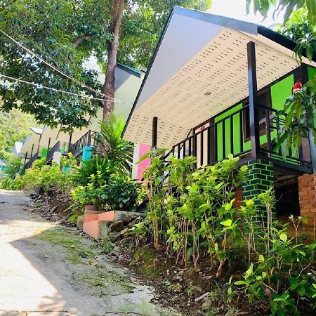 Apache Top Hill Hostel Phiphi-szigetek Kültér fotó