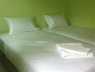 Apache Top Hill Hostel Phiphi-szigetek Kültér fotó